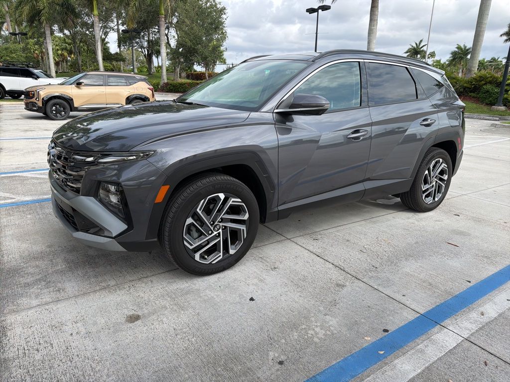 2025 Hyundai Tucson Limited HEV AWD's photo