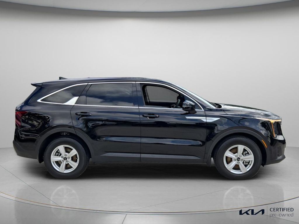 Used 2026 Kia Sorento LX SUV