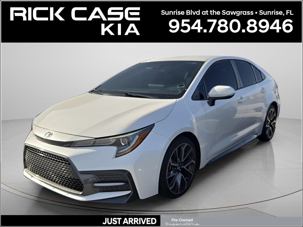 Used 2020 Toyota Corolla SE Sedan