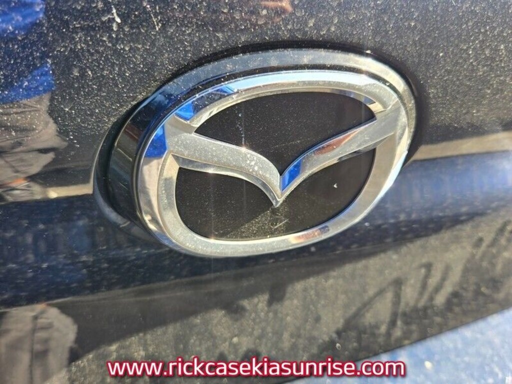 Used 2022 Mazda Mazda3 Preferred Hatchback