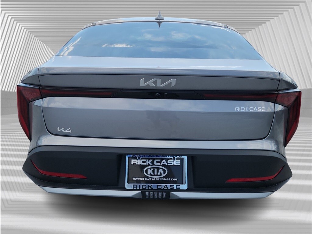 2025 Kia K4 EX photo 4