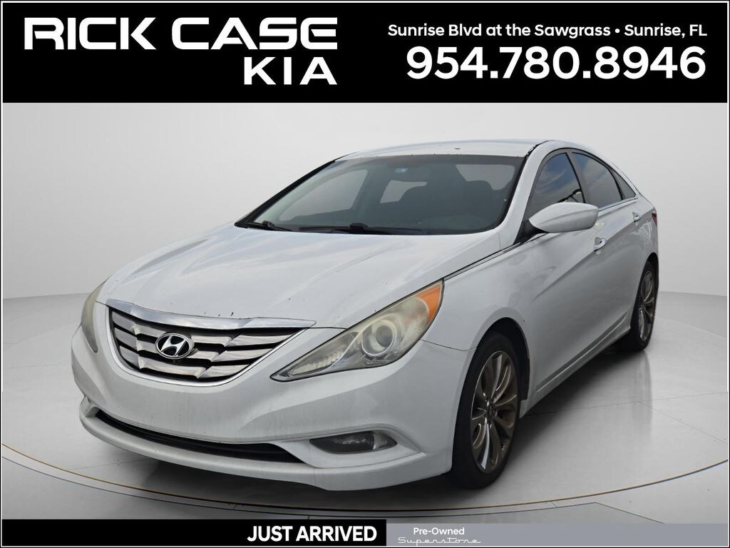 Used 2013 Hyundai Sonata SE Sedan