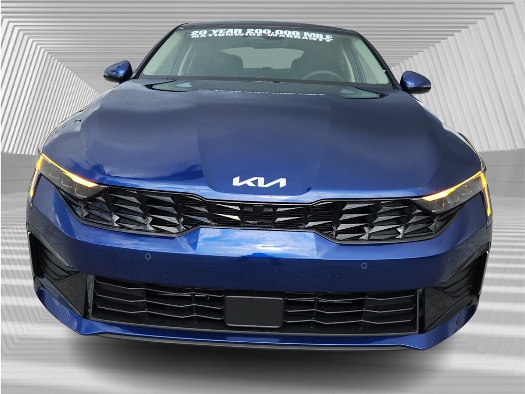 2025 Kia K5 EX photo 3