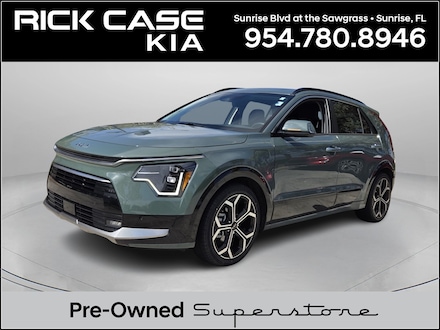 2023 Kia Niro Plug-In Hybrid SX SUV
