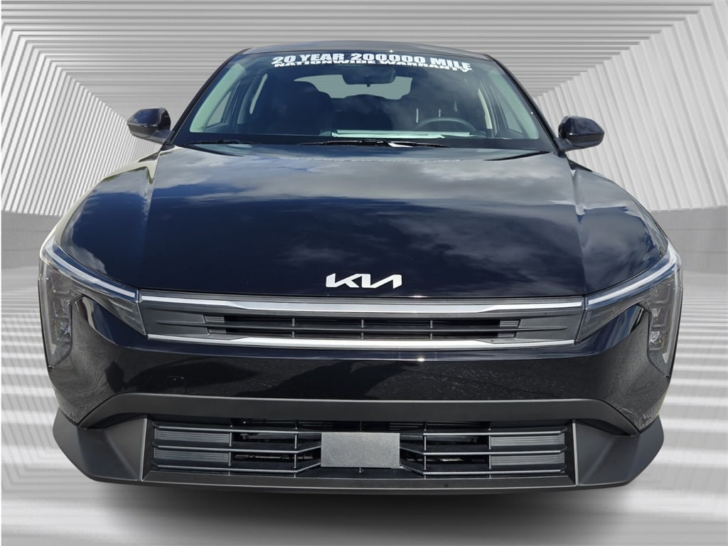 New 2025 Kia K4 LX Sedan