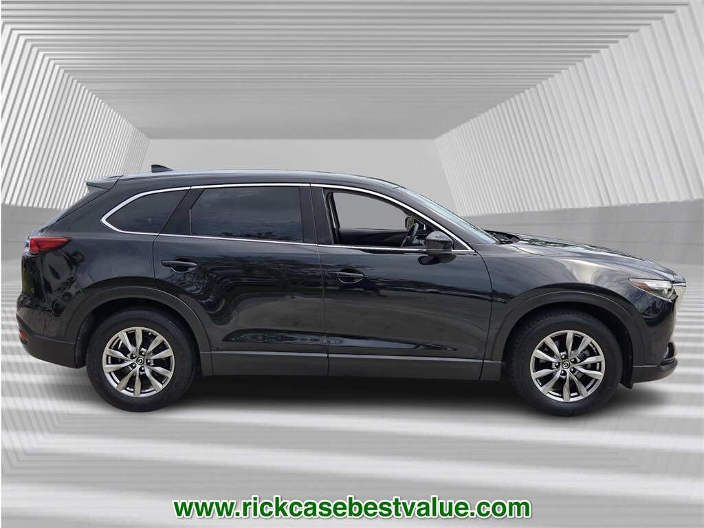 2019 Mazda CX-9 Touring photo 2