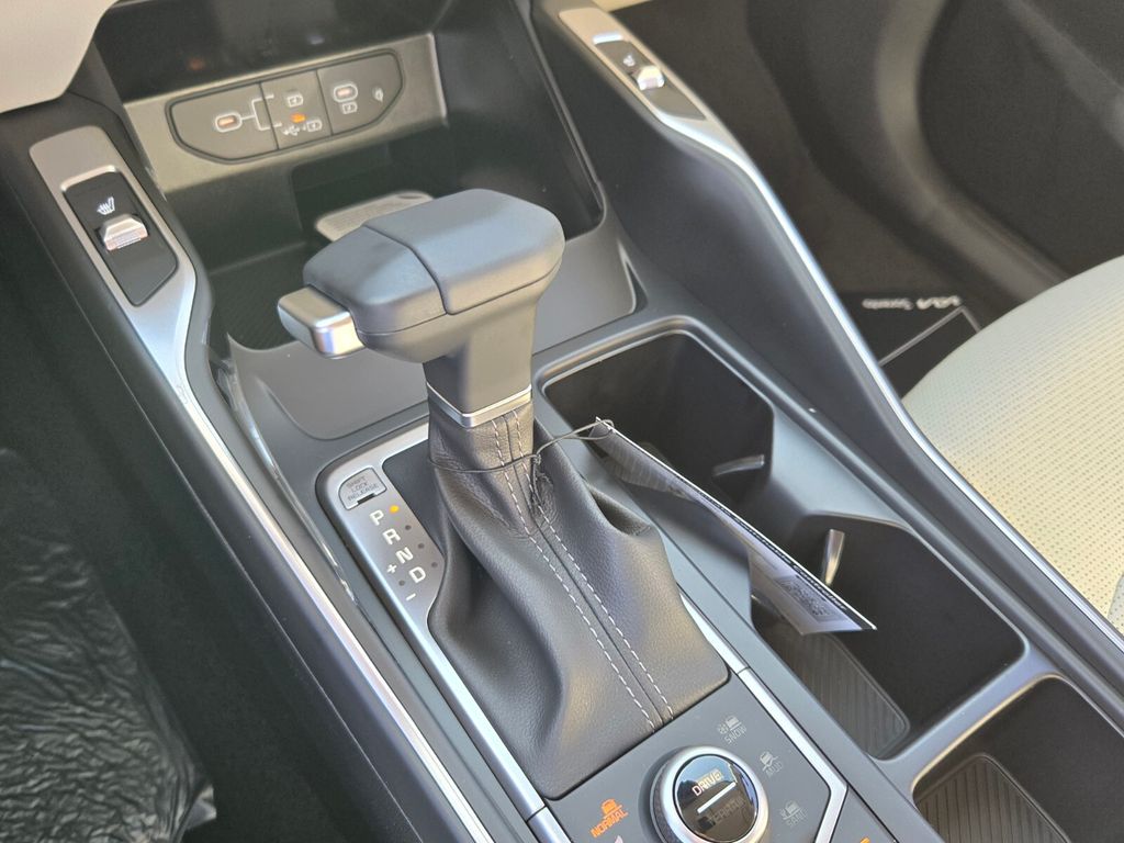 2026 Kia Sorento EX - Photo 12