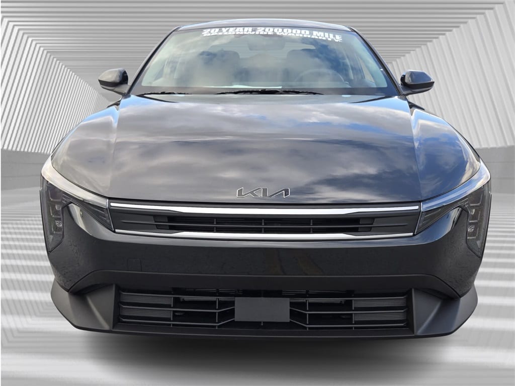 New 2025 Kia K4 LX Sedan