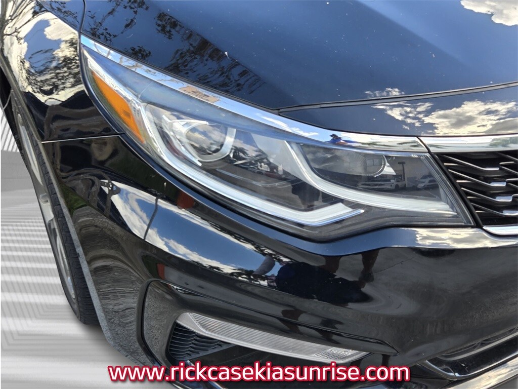 2019 Kia Optima S photo 4