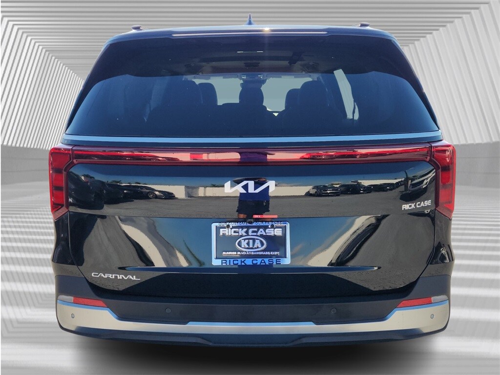 2026 Kia Carnival SX Prestige photo 3