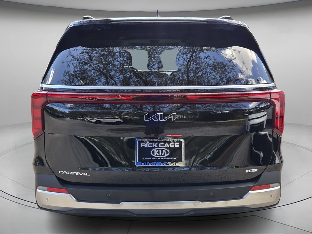 New 2026 Kia Carnival Hybrid SX Van Passenger Van