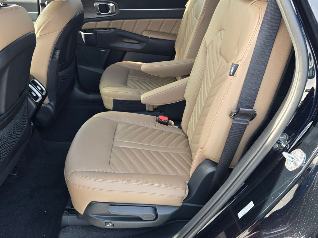 2026 Kia Sorento X-Line SX Prestige - Photo 8
