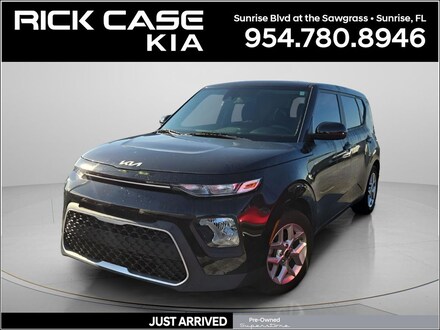 2022 Kia Soul LX Hatchback