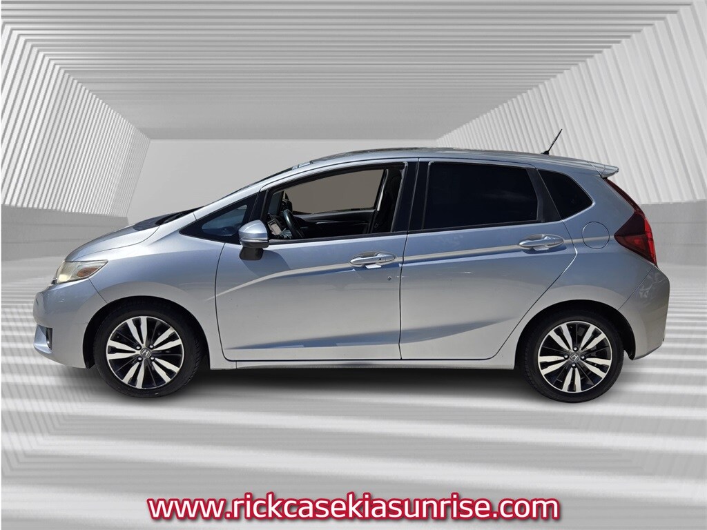 2017 Honda Fit EX photo 2