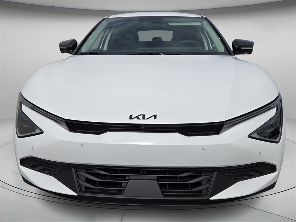New 2025 Kia EV6 Light SUV