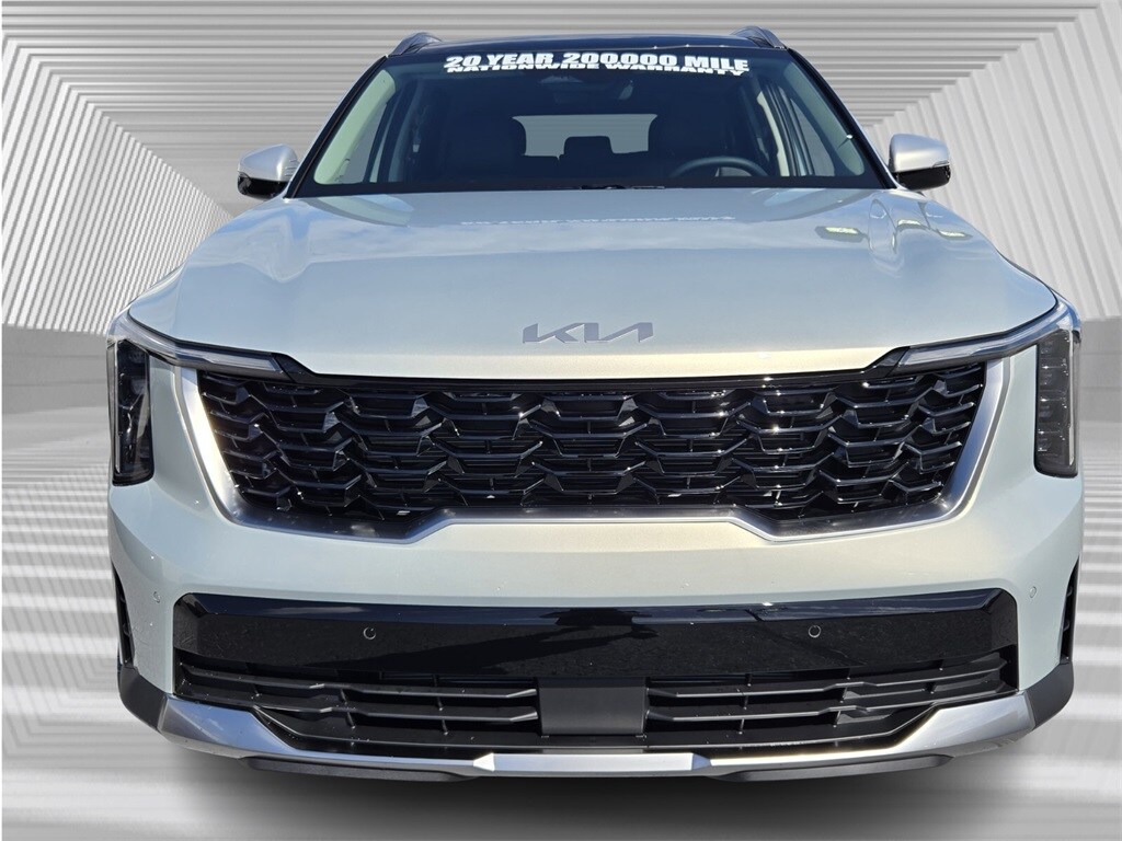 2026 Kia Sorento S photo 2