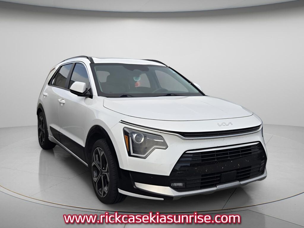 Certified 2023 Kia Niro EX Touring SUV