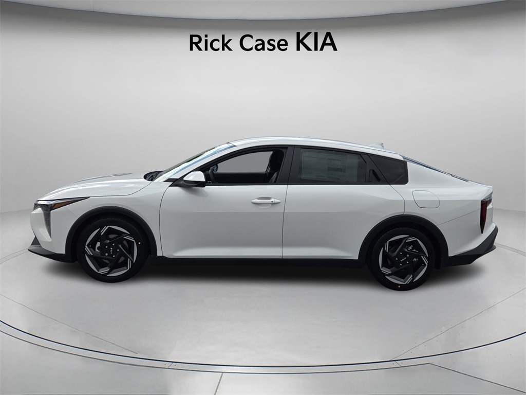 New 2025 Kia K4 EX Sedan