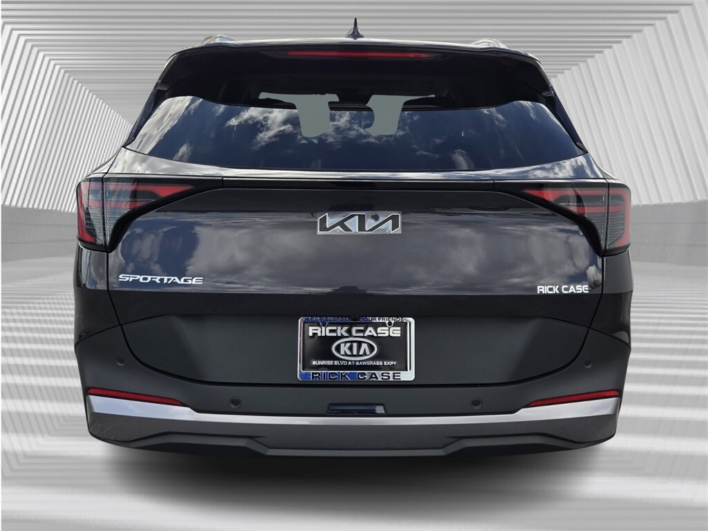 2026 Kia Sportage EX photo 4