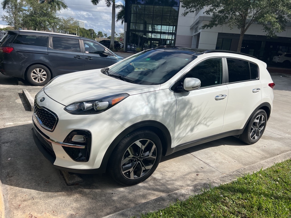2022 Kia Sportage EX's photo