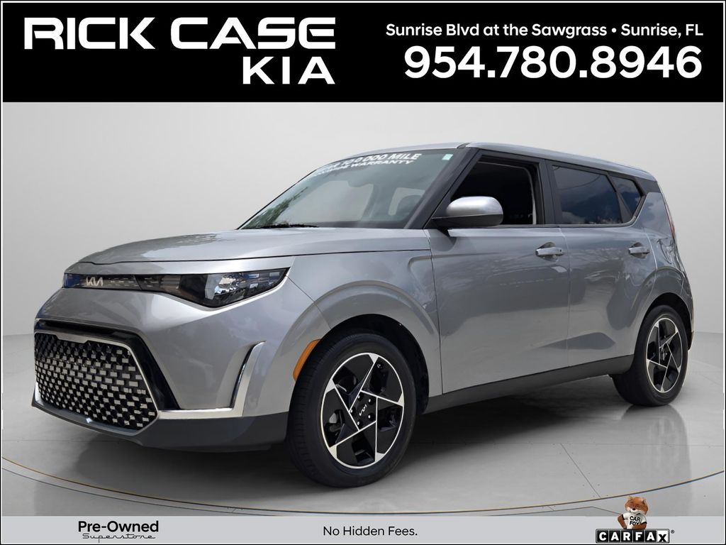 2024 Kia Soul 2.0L EX 6 IVT's photo