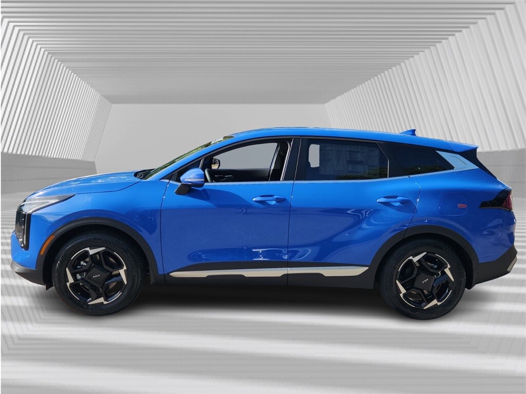 2026 Kia Sportage EX photo 2