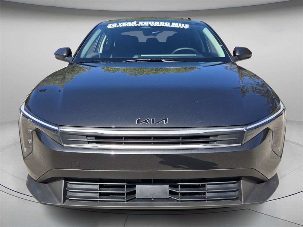 New 2025 Kia K4 LXS Sedan