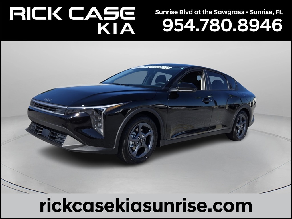 2025 Kia K4 LXS's photo