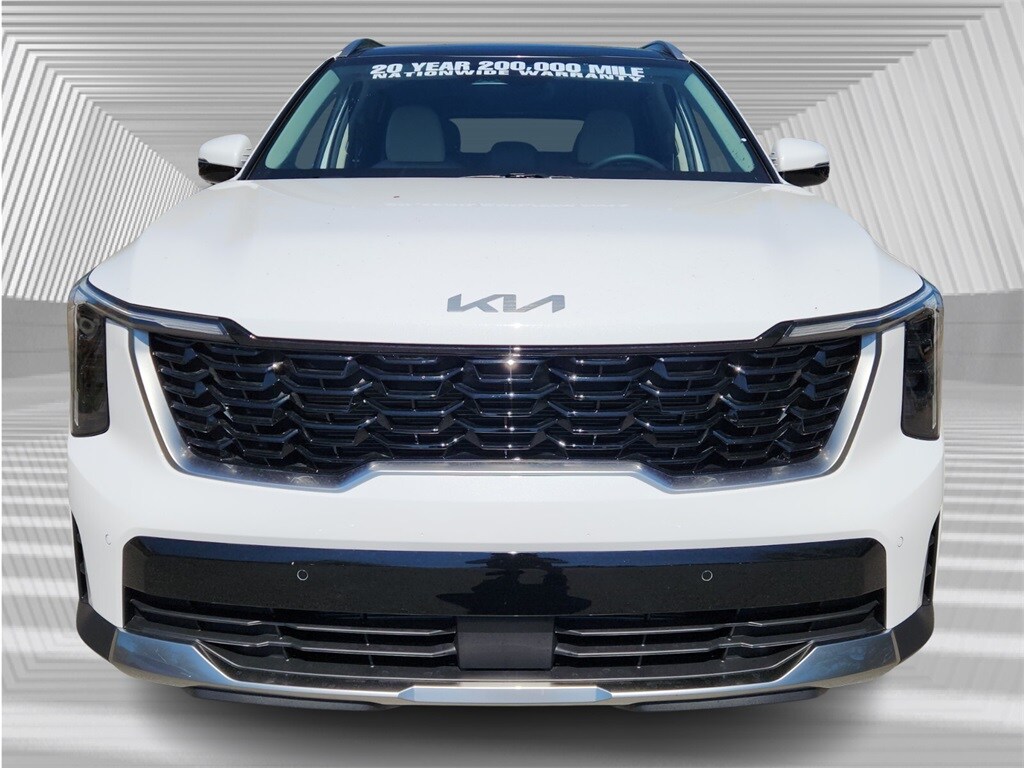 2025 Kia Sorento S photo 3