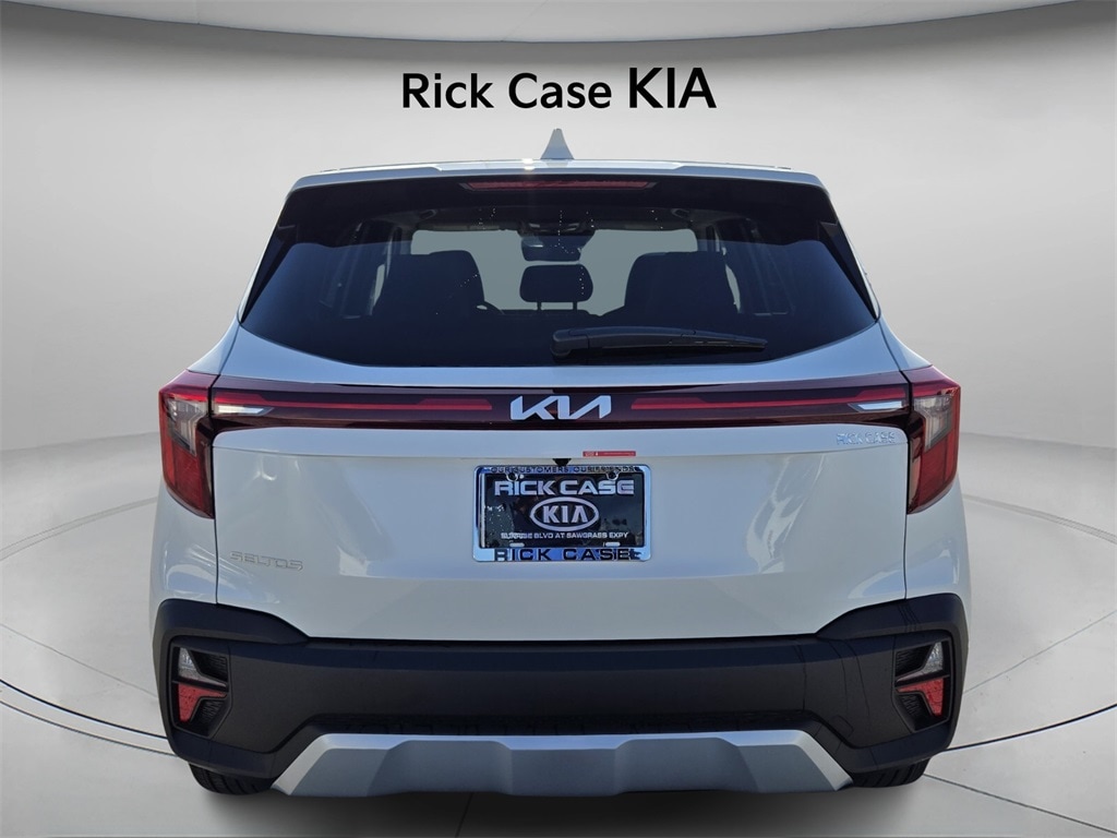 New 2026 Kia Seltos LX SUV