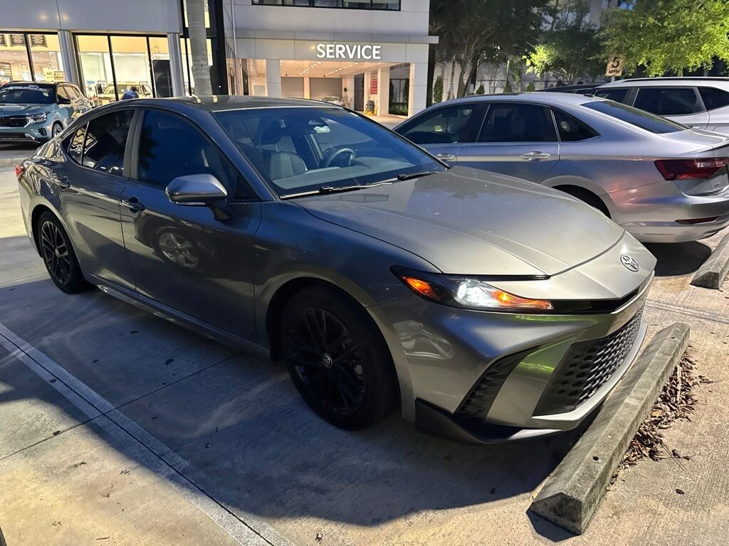 Used 2025 Toyota Camry SE Sedan
