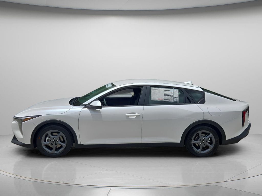 New 2026 Kia K4 LXS Sedan