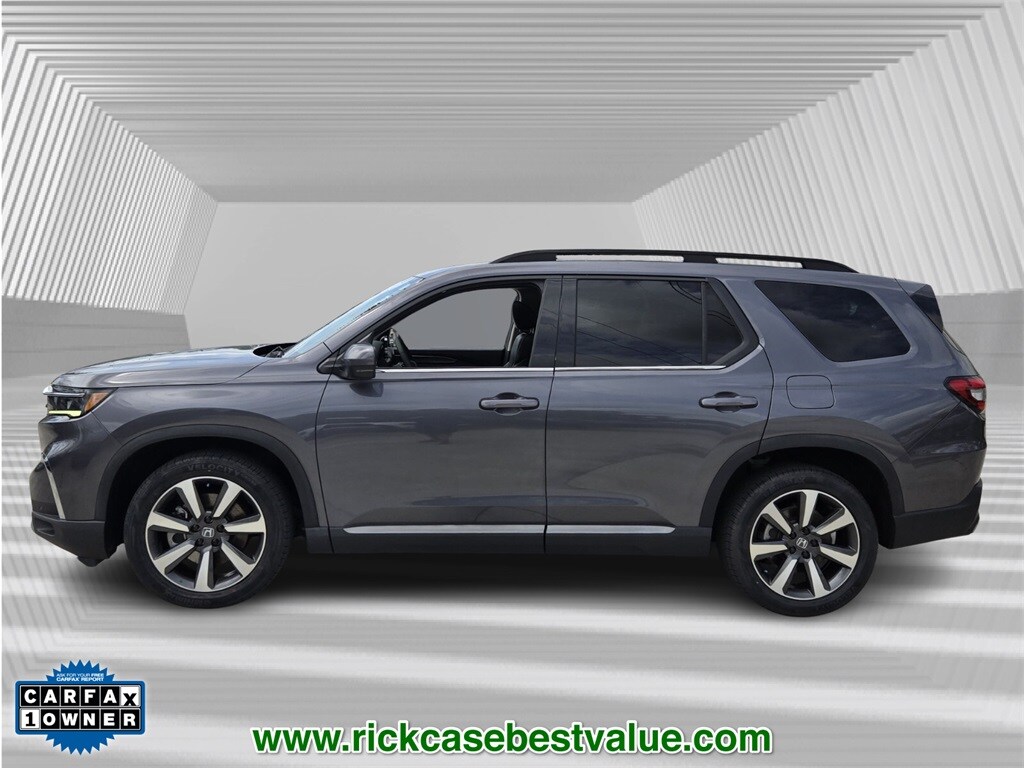 2023 Honda Pilot Elite photo 2