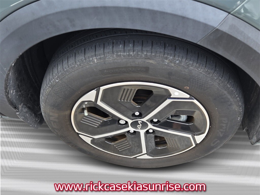Certified 2024 Kia Niro EX SUV