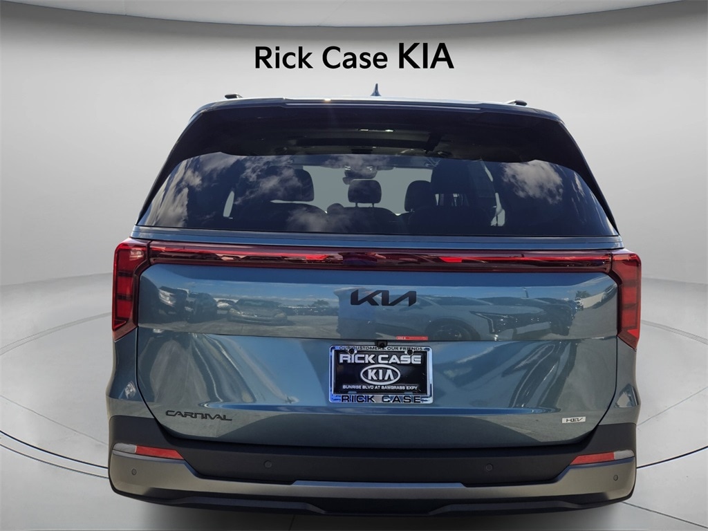 New 2026 Kia Carnival Hybrid SX Van Passenger Van