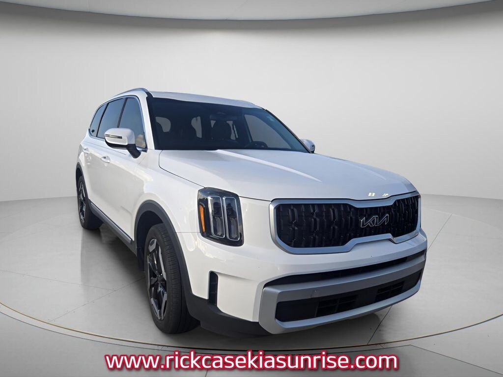 Used 2024 Kia Telluride EX SUV