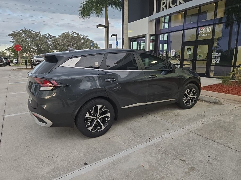 Certified 2025 Kia Sportage EX SUV