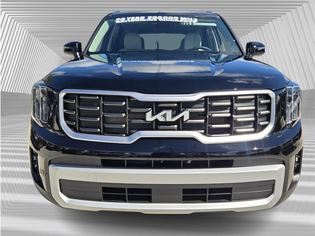2025 Kia Telluride S photo 3