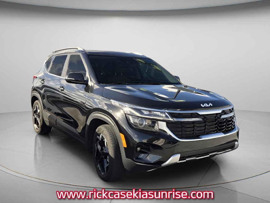 Used 2025 Kia Seltos EX SUV