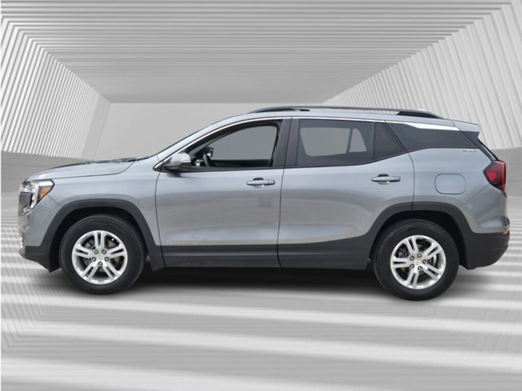 Used 2023 GMC Terrain SLE SUV