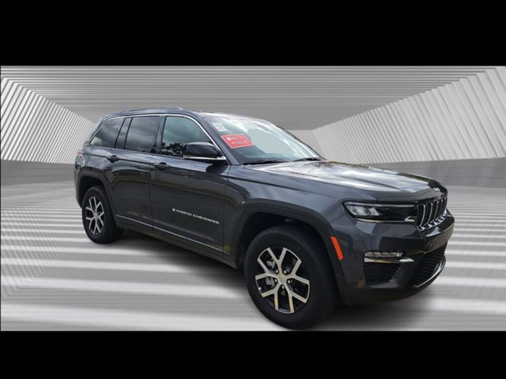Used 2025 Jeep Grand Cherokee Limited SUV