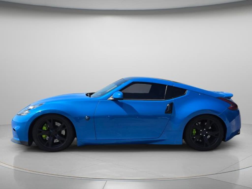 Used 2009 Nissan 370Z Touring Coupe