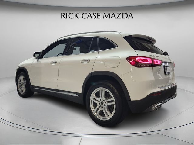 2021 Mercedes Benz GLA 250 4MATIC photo 3