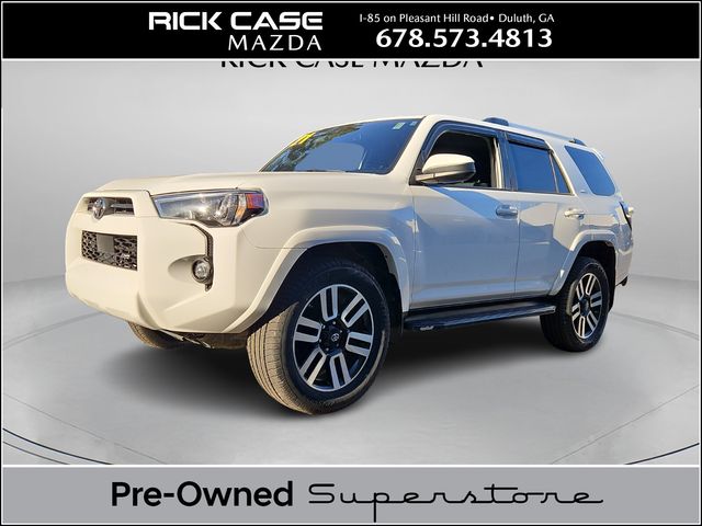 2021 Toyota 4Runner SR5's photo