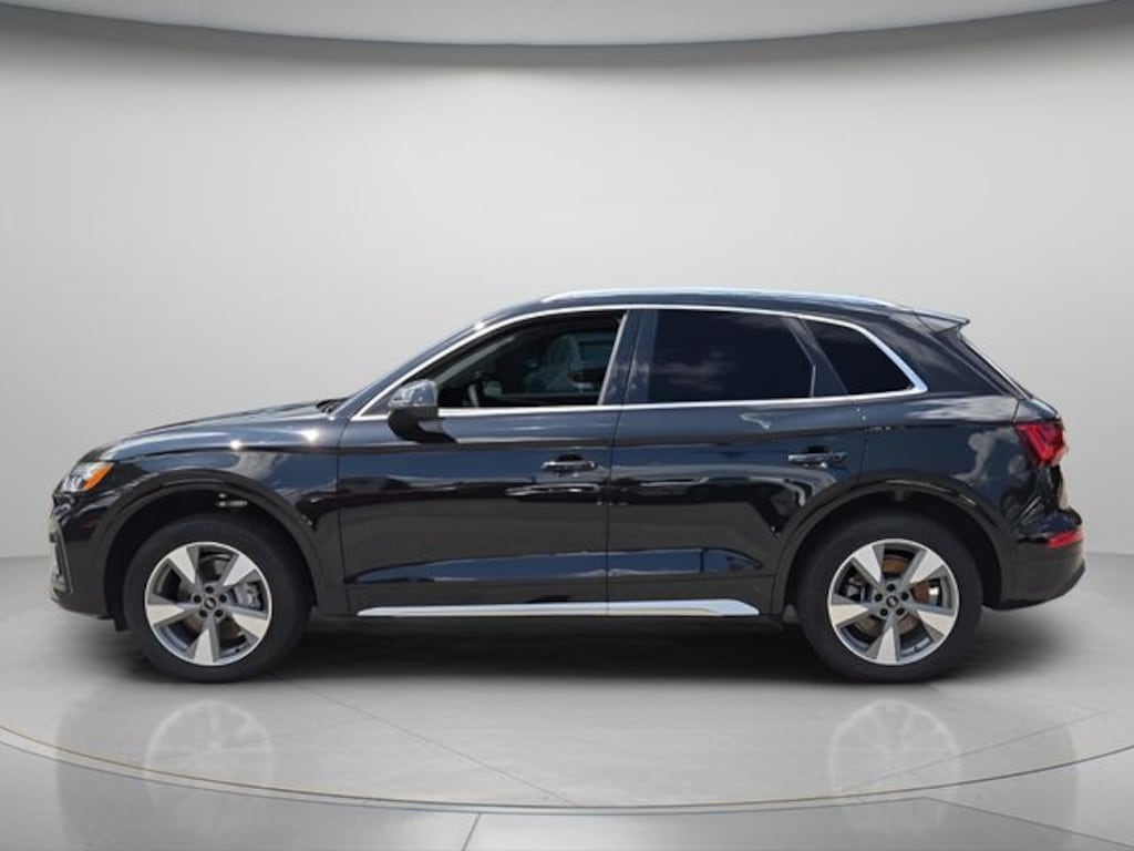 Used 2024 Audi Q5 40 Premium Plus Quattro SUV