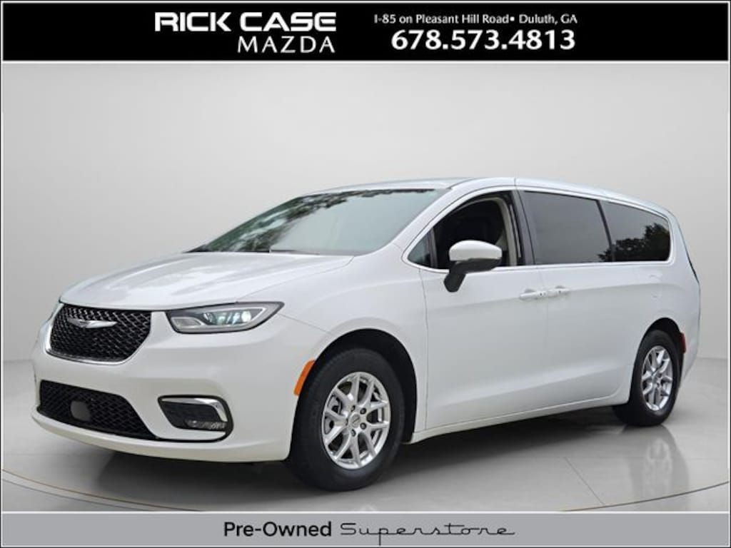 Used 2023 Chrysler Pacifica Touring L Minivan/Van
