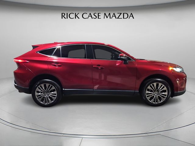 2023 Toyota Venza Limited photo 3