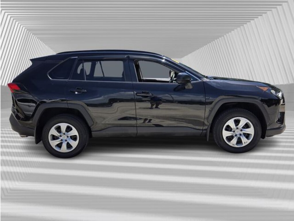 Used 2020 Toyota RAV4 LE SUV