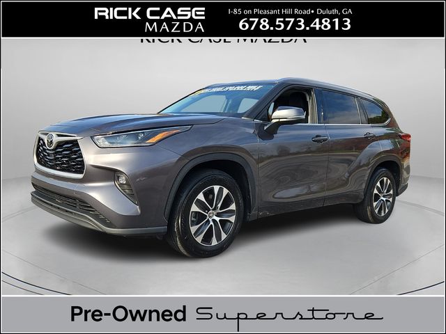 2021 Toyota Highlander XLE's photo