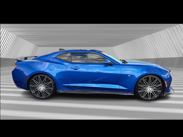 2018 Chevrolet Camaro 1LT photo 3